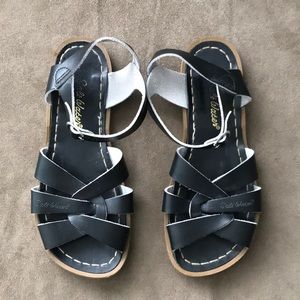 Like New Black Saltwater Sandals